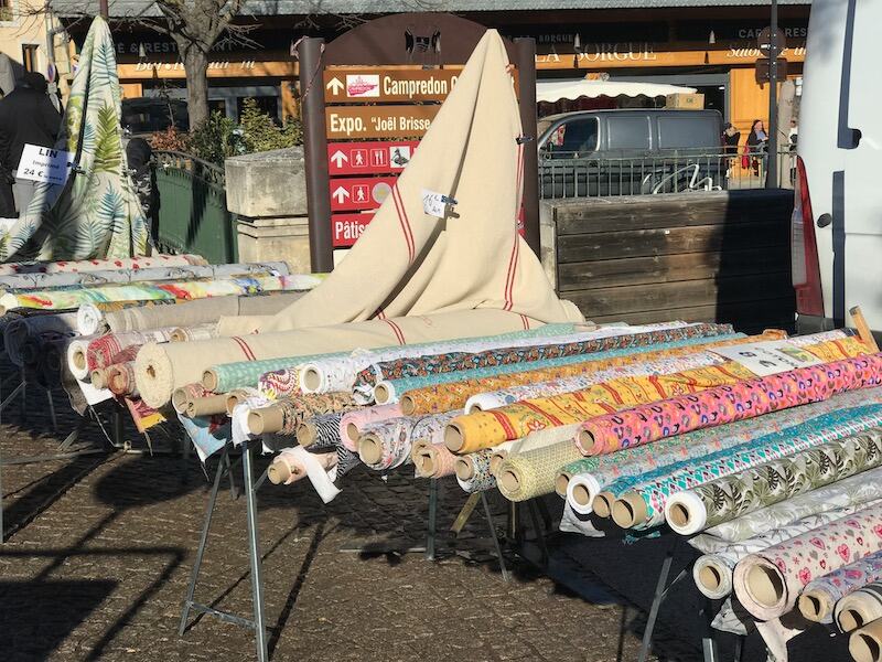 Provençal cloth on sale at weekly market in Isle sur la Sorgue