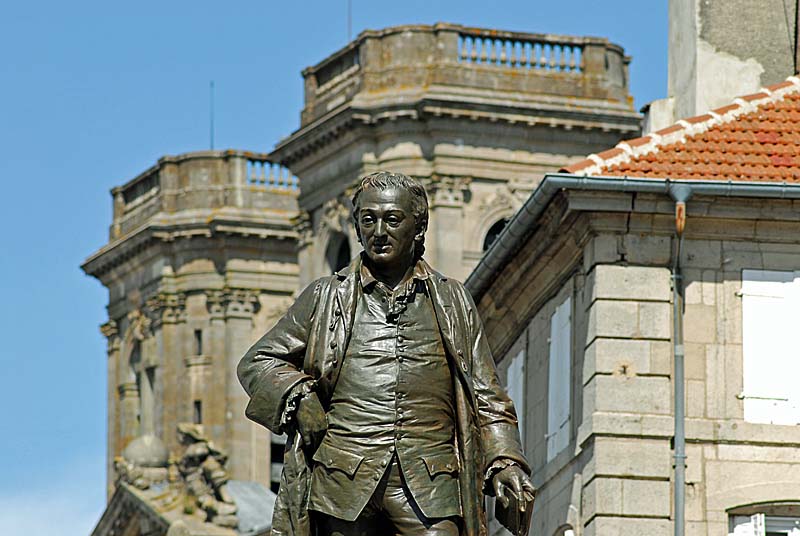 Langres Diderot statue