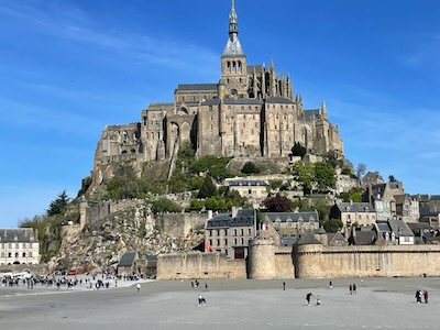 Walking towards Mont Saint-Michel