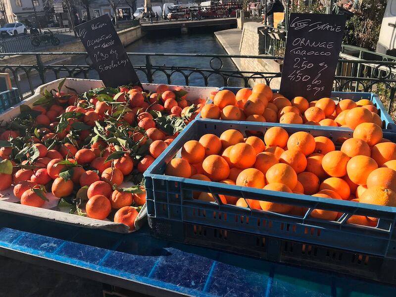 Oranges for sale at L'Isle-sur-la-Sorgue market