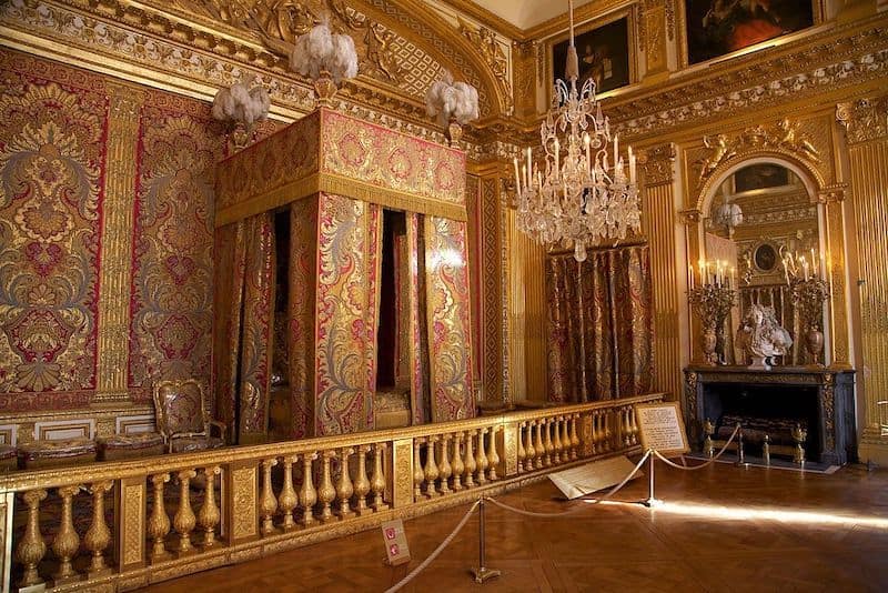 Louis XIV: Sun King, Spouse & Versailles